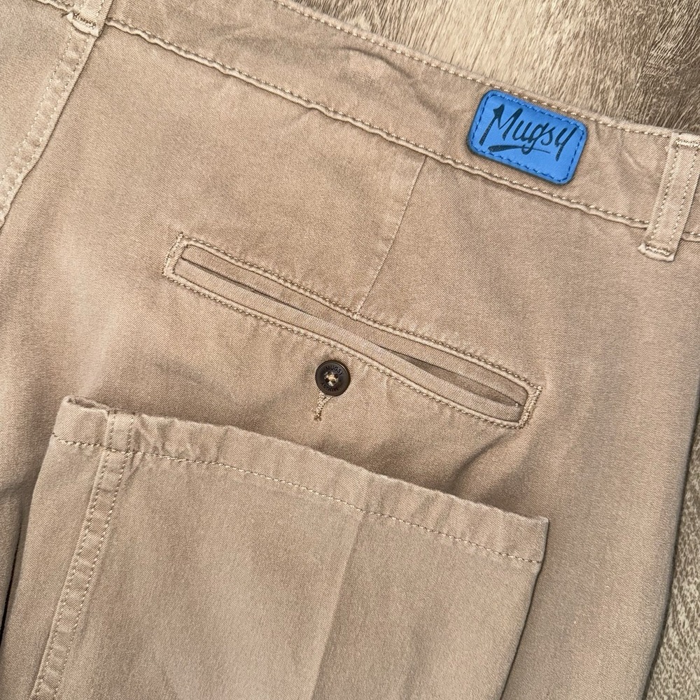 Mugsy Belmonts Camel Tan Chino Pants Men's 44x30‎ Performance Stretch